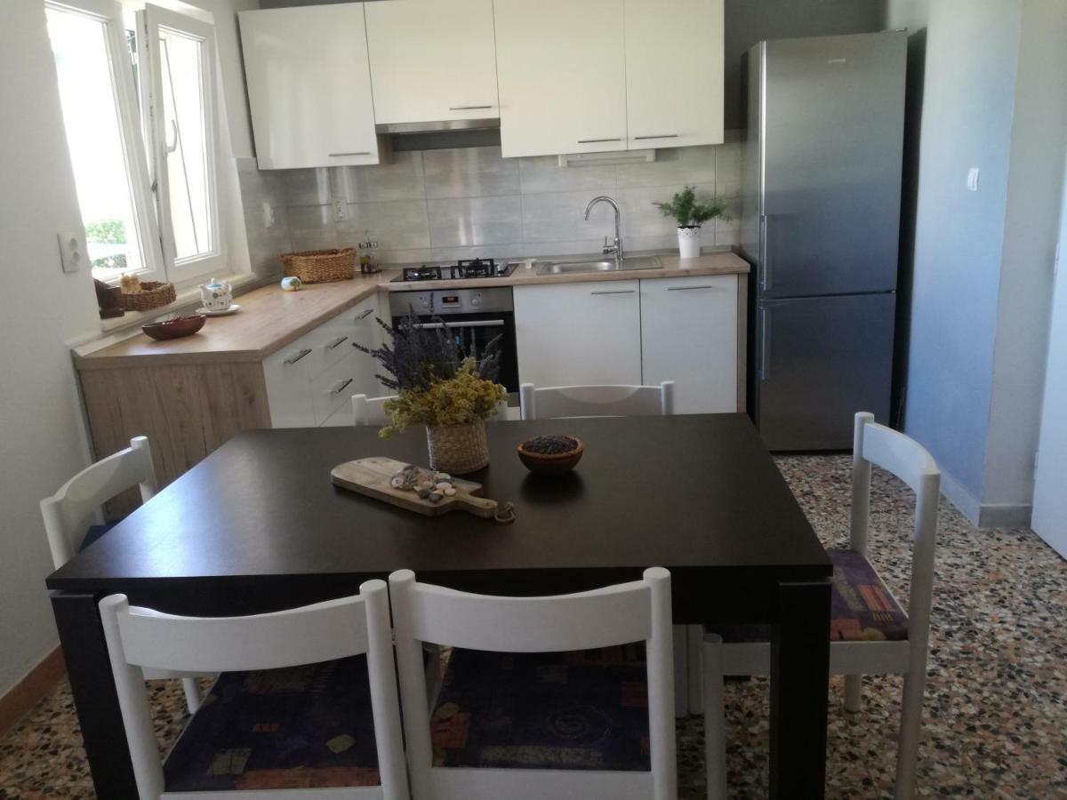 Apartment Ileana Trogir Buitenkant foto